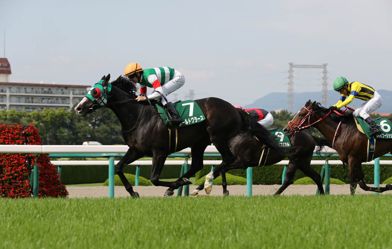 新潟大賞典でも本馬に騎乗したＤ.レーン騎手は、短期免許取得期間内の最多重賞勝利となる５勝目を挙げた