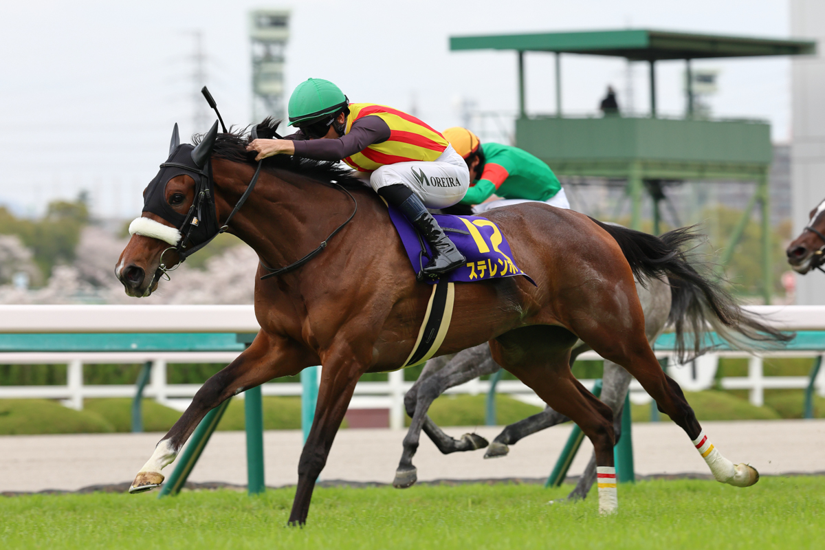 阪神JFでアスコリピチェーノのクビ差２着に敗れたステレンボッシュ。４カ月後の桜花賞で雪辱を果たした